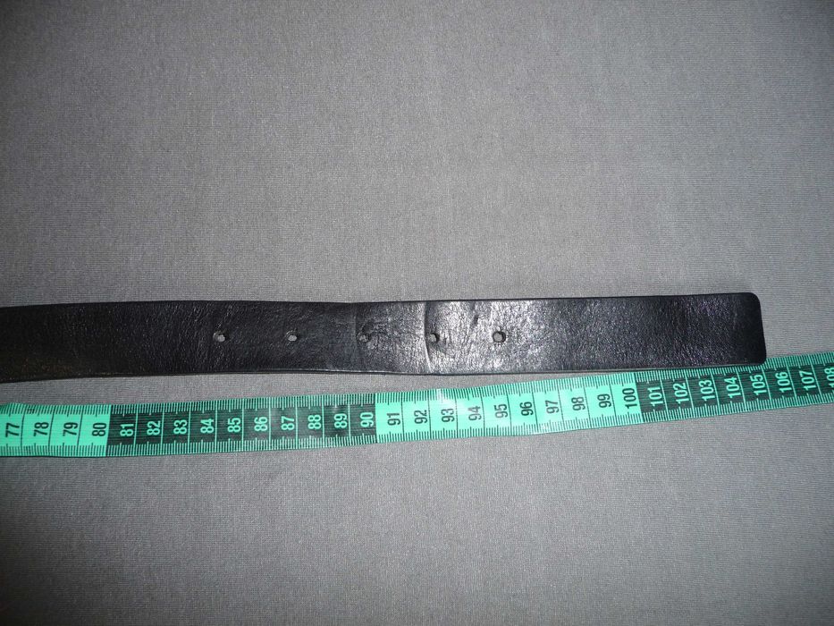 2 бр мъжки колани hugo boss.jack wolfskin