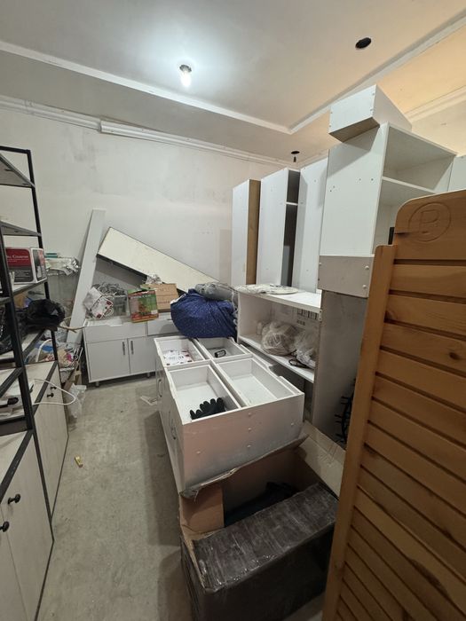 Продаем шкафа для дома и магазина