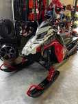 Polaris 850 RMK KHAOS SLASH 155 V1 snowmobile
