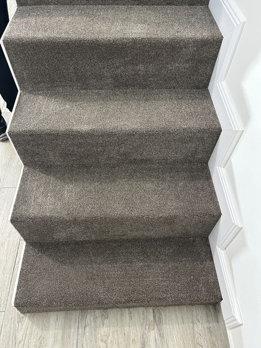 Servicii montaj mochetă