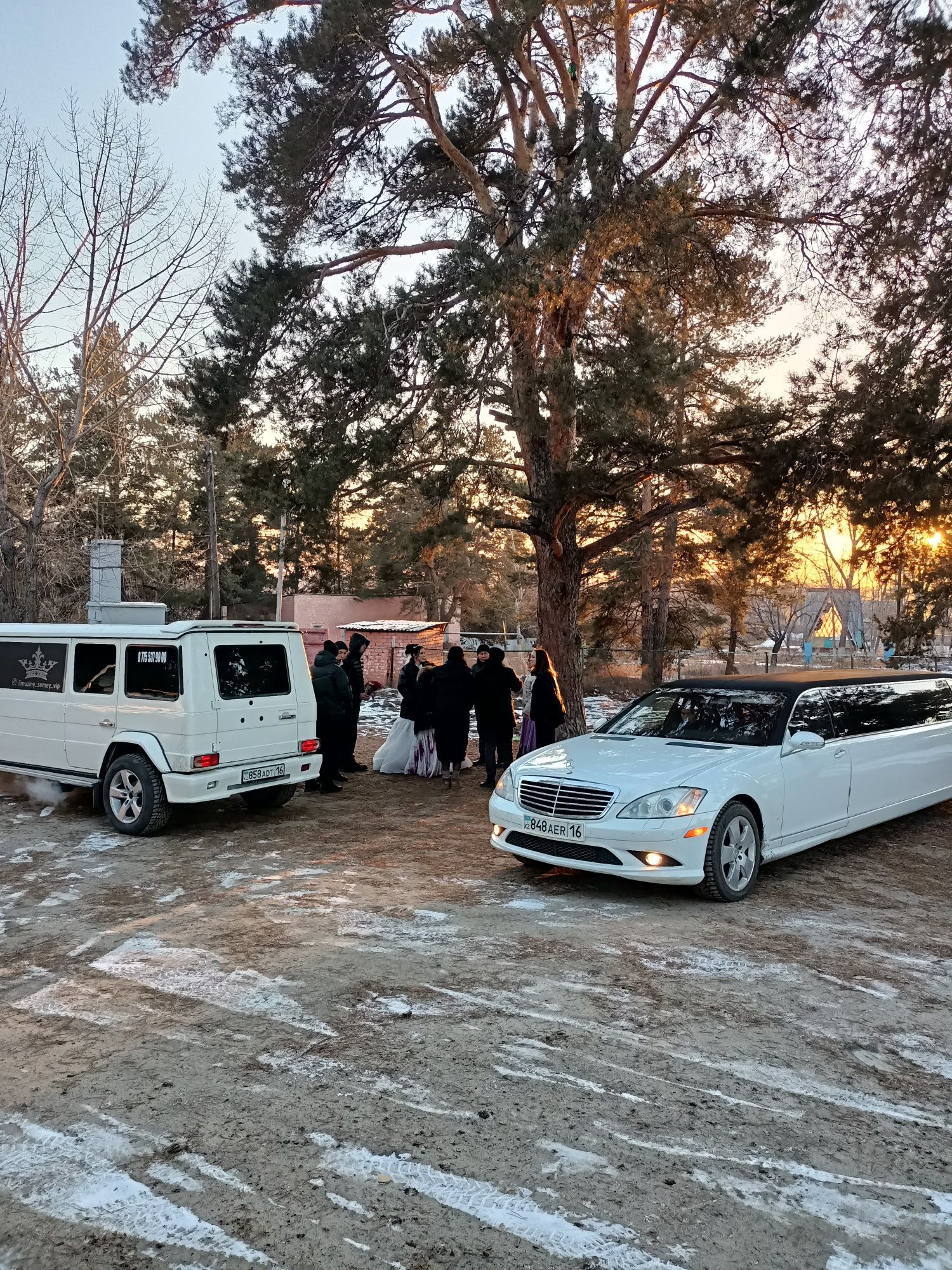 Аренда Лимузинов,Выписка с роддома,катание на свадьбе,прокат лимузинов