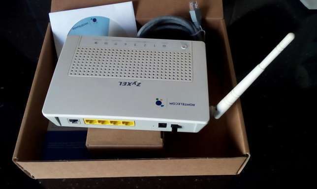 Vand-Schimb un Router-modem Wireless ZyXEL P-870HW-51a v2