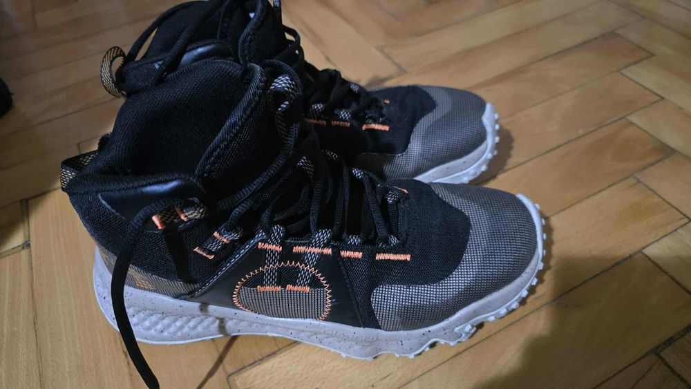 Туристически обувки Under Armour