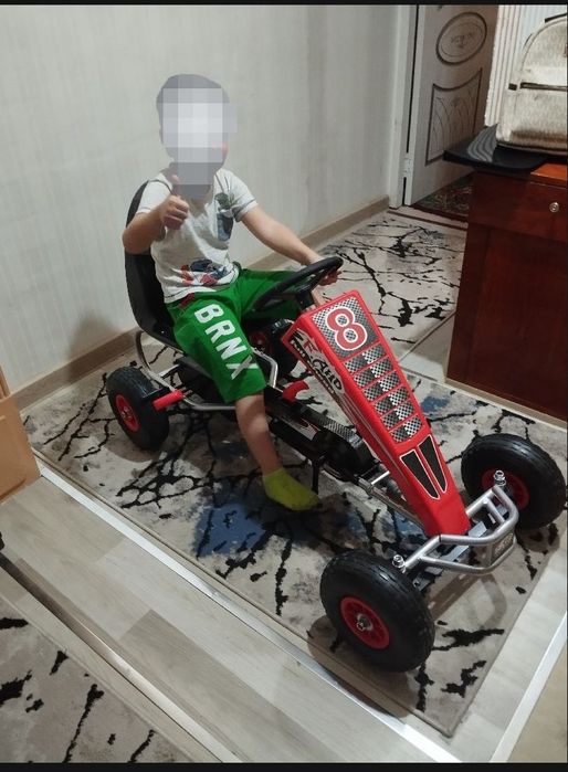 Detskiy avto sotiladi.