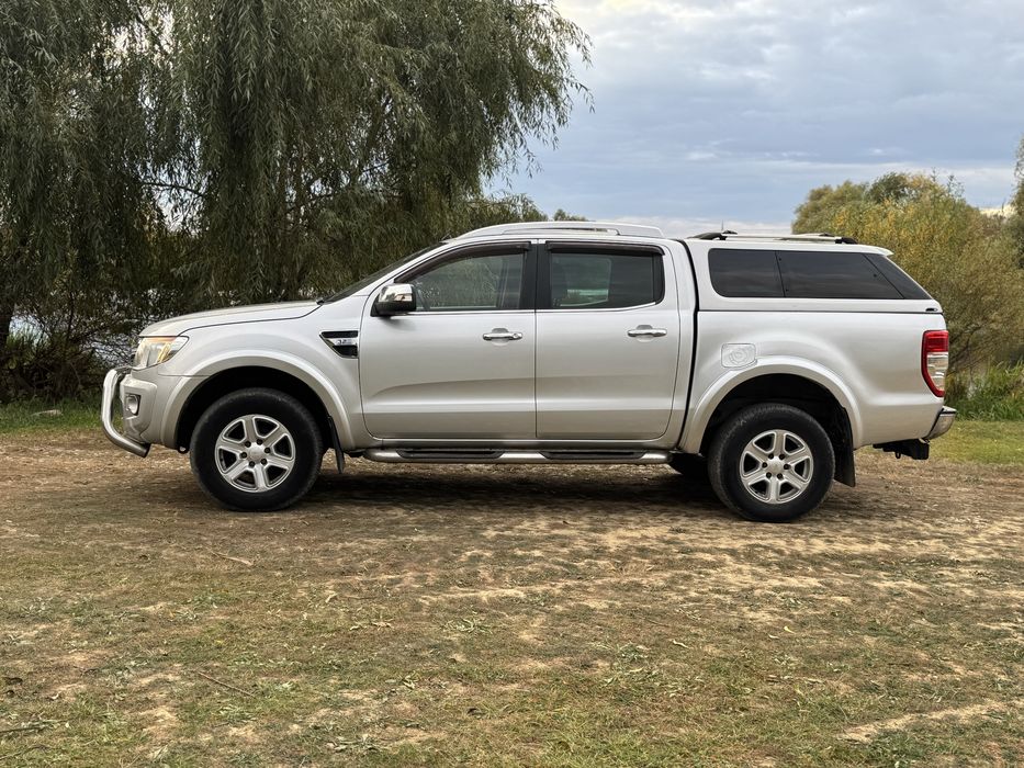 Ford ranger limited 3.2 manual