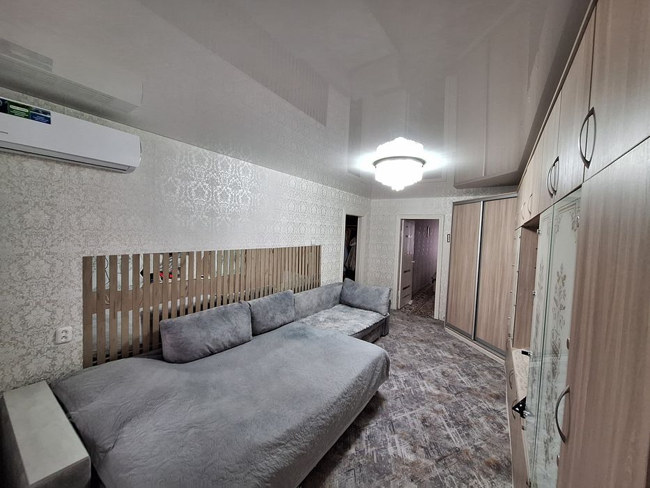 Продам 2-х комнатную квартиру в районе КСК