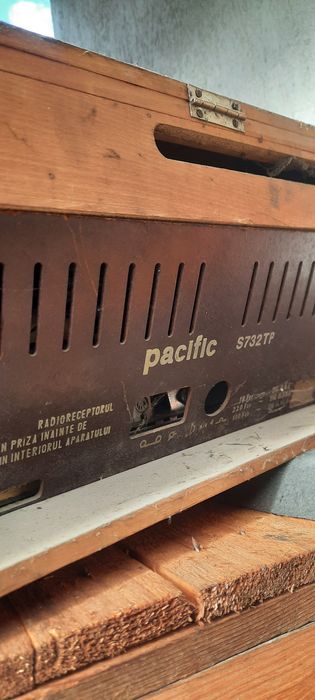Radio vechi pacific S732TP