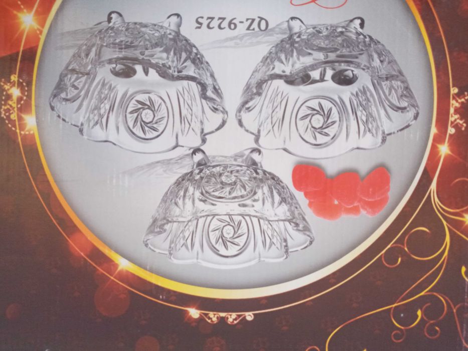 Салатницы в количестве 6 шт