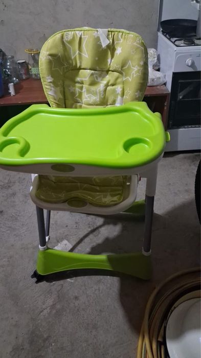 Детский стульчик для кормления