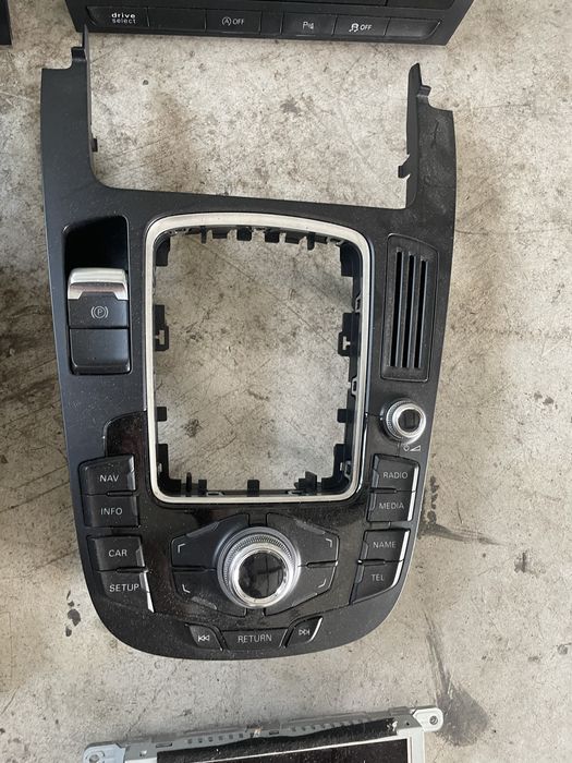 Consola butoane joystick Audi A4 A5 8t buton volum frana mana