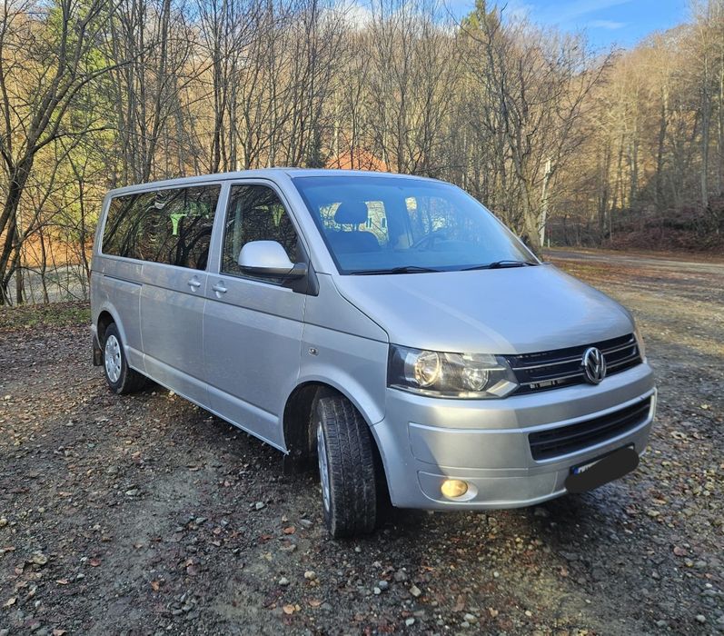 Volkswagen VW Caravelle T5 Facelift lung – 2013
2.0 TDI • 140 CP • 4MO