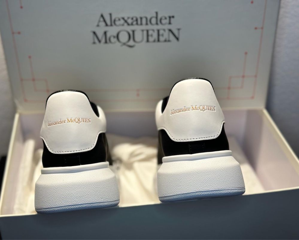 Alexander McQueen-41!