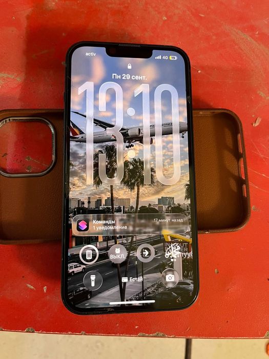 Iphone 13       .