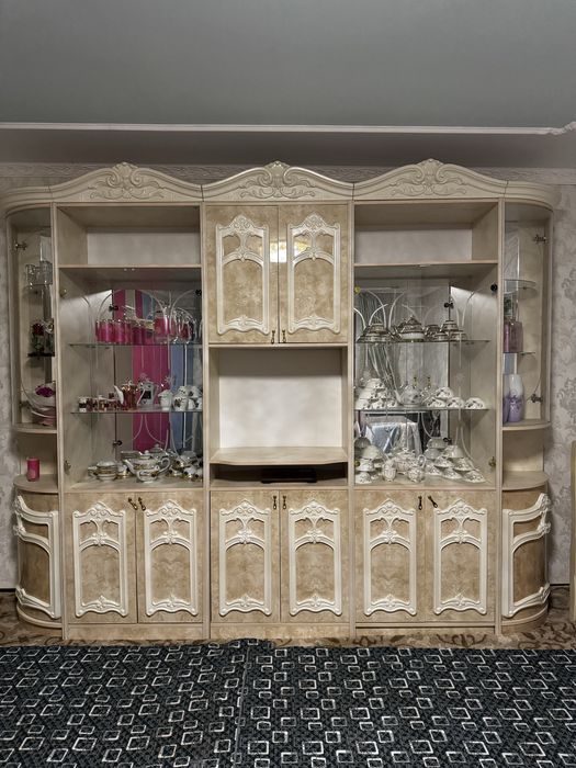 Сервант для гостиной