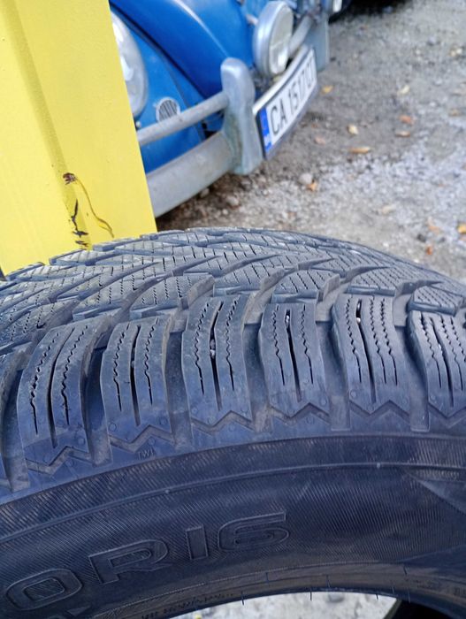 Зимни гуми Nokian Tyres wr suv4 245/70 R16 перфектни до август догодин