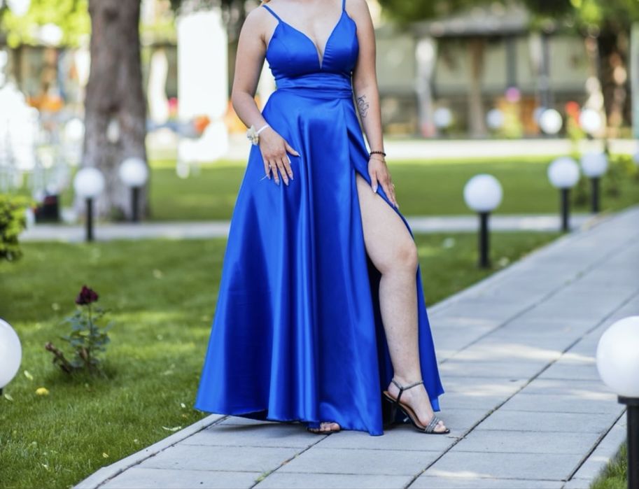 Рокля на Loretti