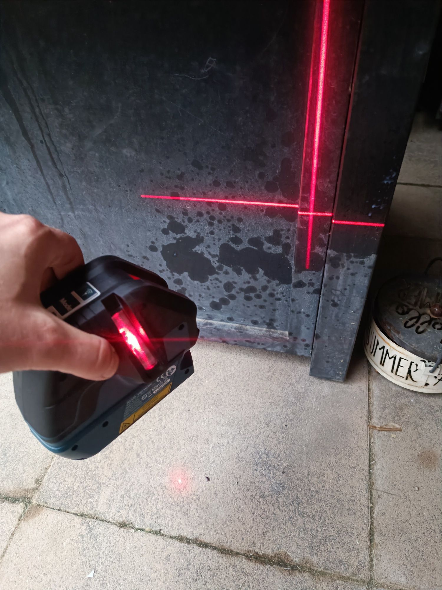 Nivela laser cu linii Bosch - GLL 3-50 - 50 m