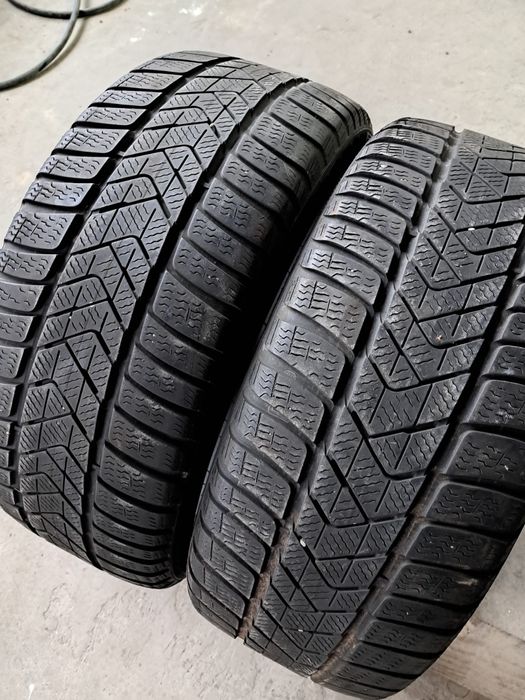 2 anvelope iarnă 225 40 r18 Pirelli