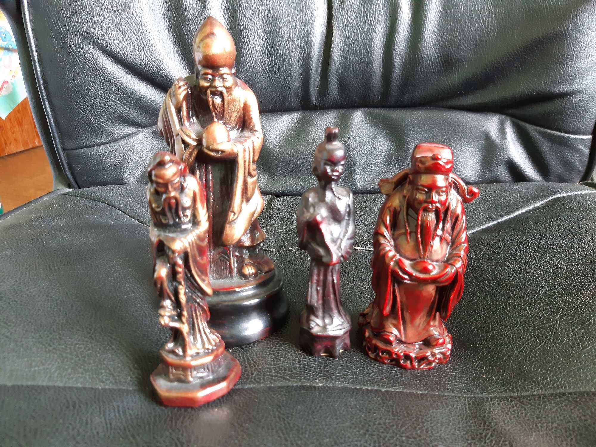 vand 4 statuete preoti orientali/chinezi