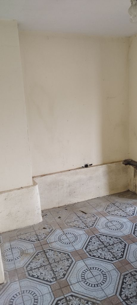 Продава се Двустаен апартамент в Шумен, Боян Българанов 2 - 43 кв.м за 1186 €/кв.м - Снимка #2