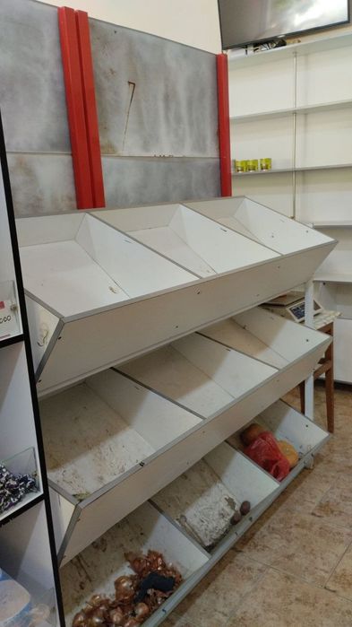 Мебель для продуктового магазина