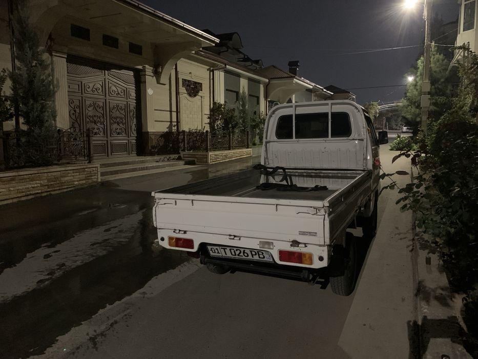 Labo 2021 yil  yaxshi xolata rangi oq
