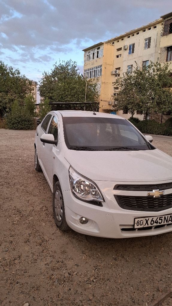 Продаю свой автомобиль Кобальт