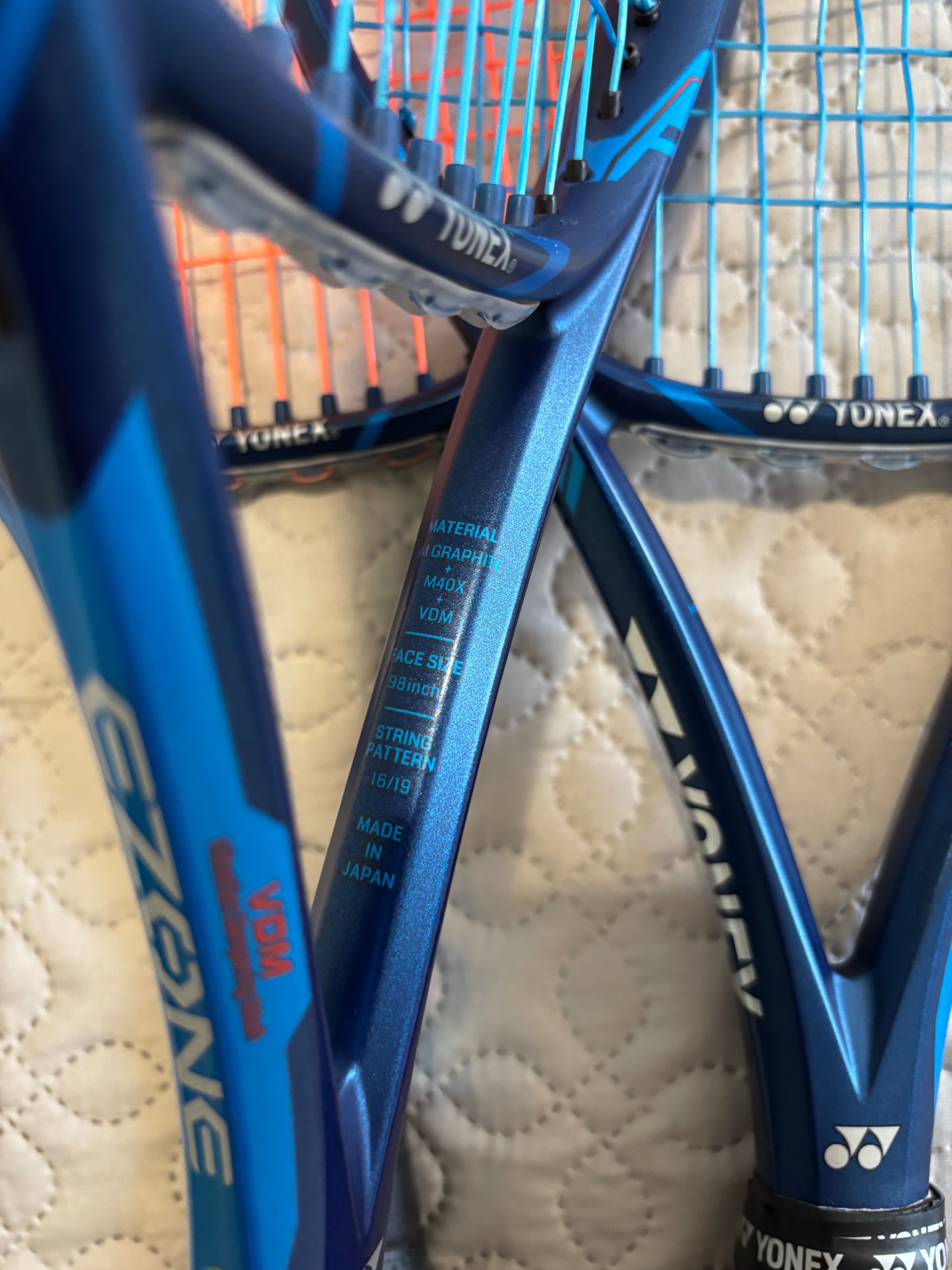 2х Yonex Ezone 98 L4 тенис ракета