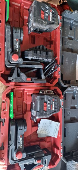 Laser parkside cu 3 linii.