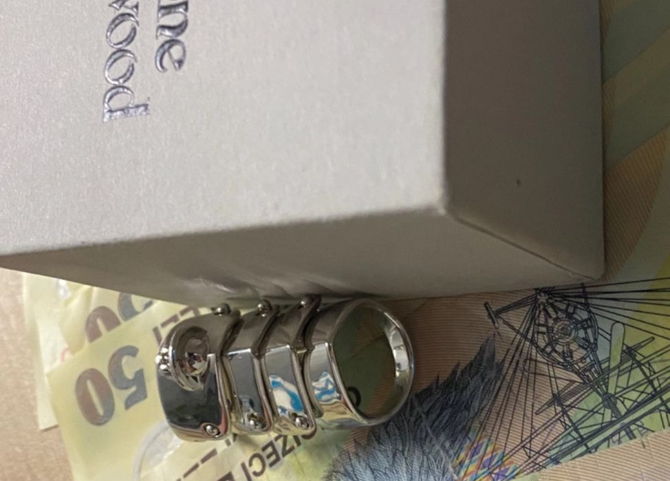 Inel vivienne westwood nana armour ring