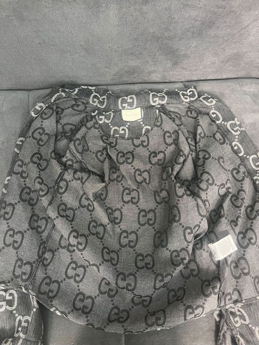 Compleu gucci ,mărimea S