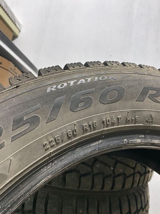 Pirelli Ice Zero 225/60 R18 104T