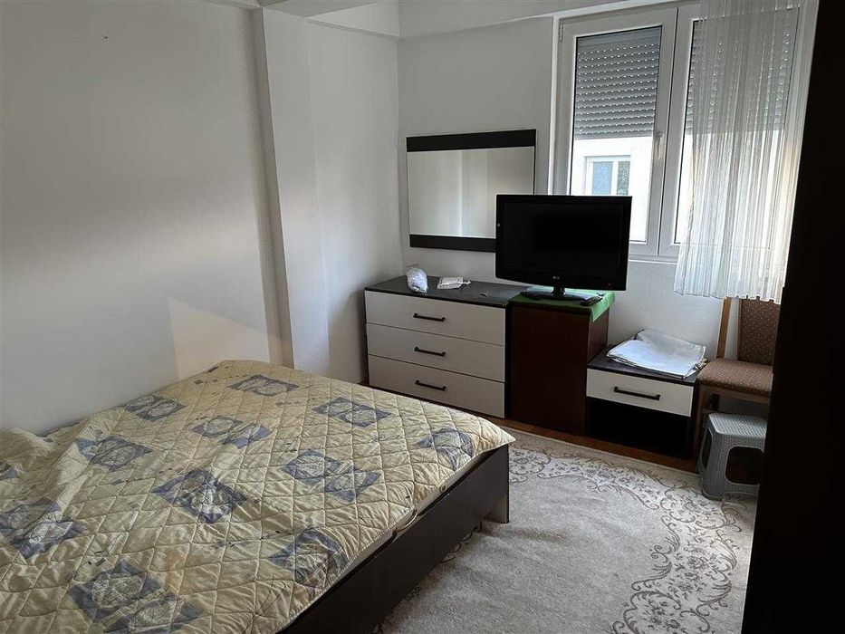 Дава се под наем Двустаен апартамент в София, Зона Б-5 - 65 кв.м за 484.5 € - Снимка #2