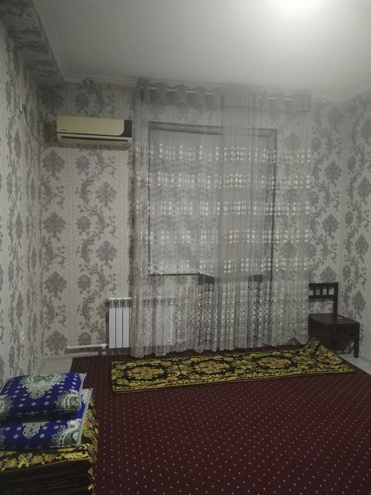 Yashil dunyo bozor oldida  9 etajkani  5 etaj Kvartira sotildi.