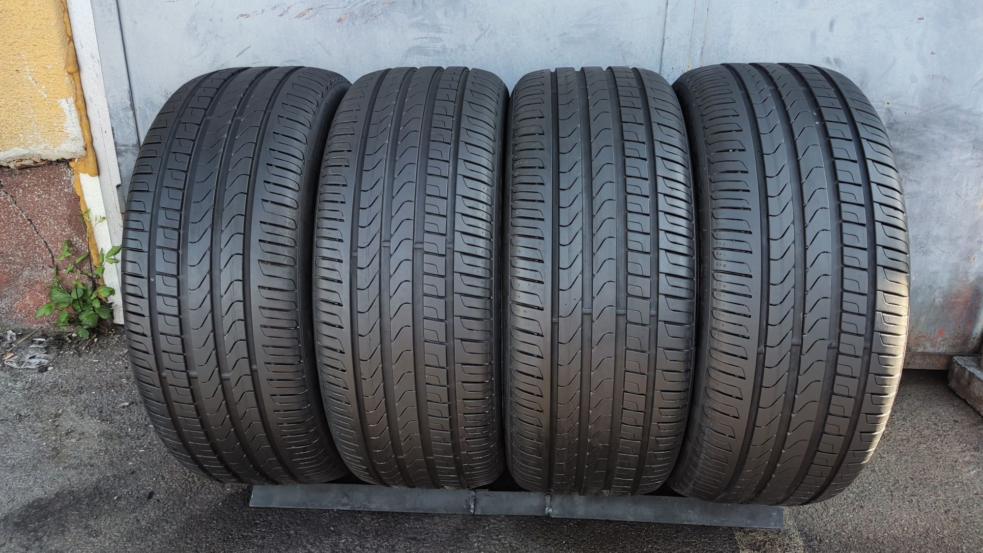 4бр. летни гуми 255/45/20 Pirelli Scorpion Verde
dot21
8mm
Добро състо