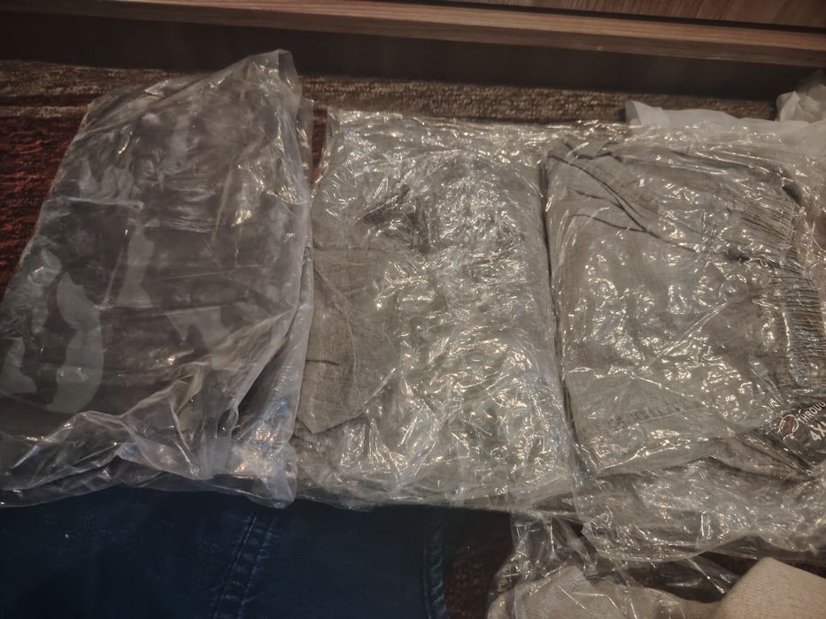 Продам новые вещи детские и мужские