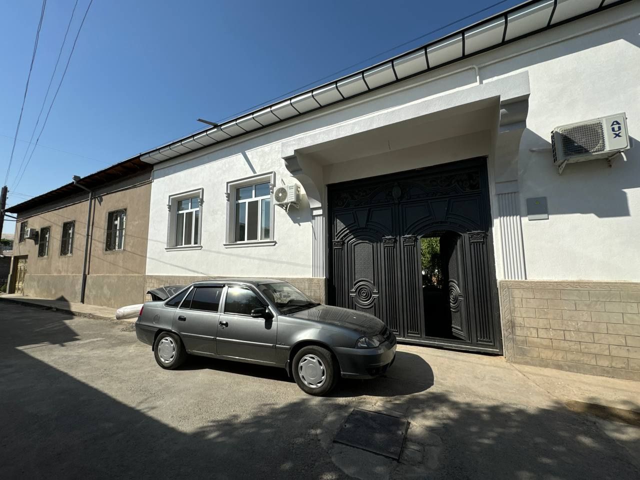 Uchastka sotiladi