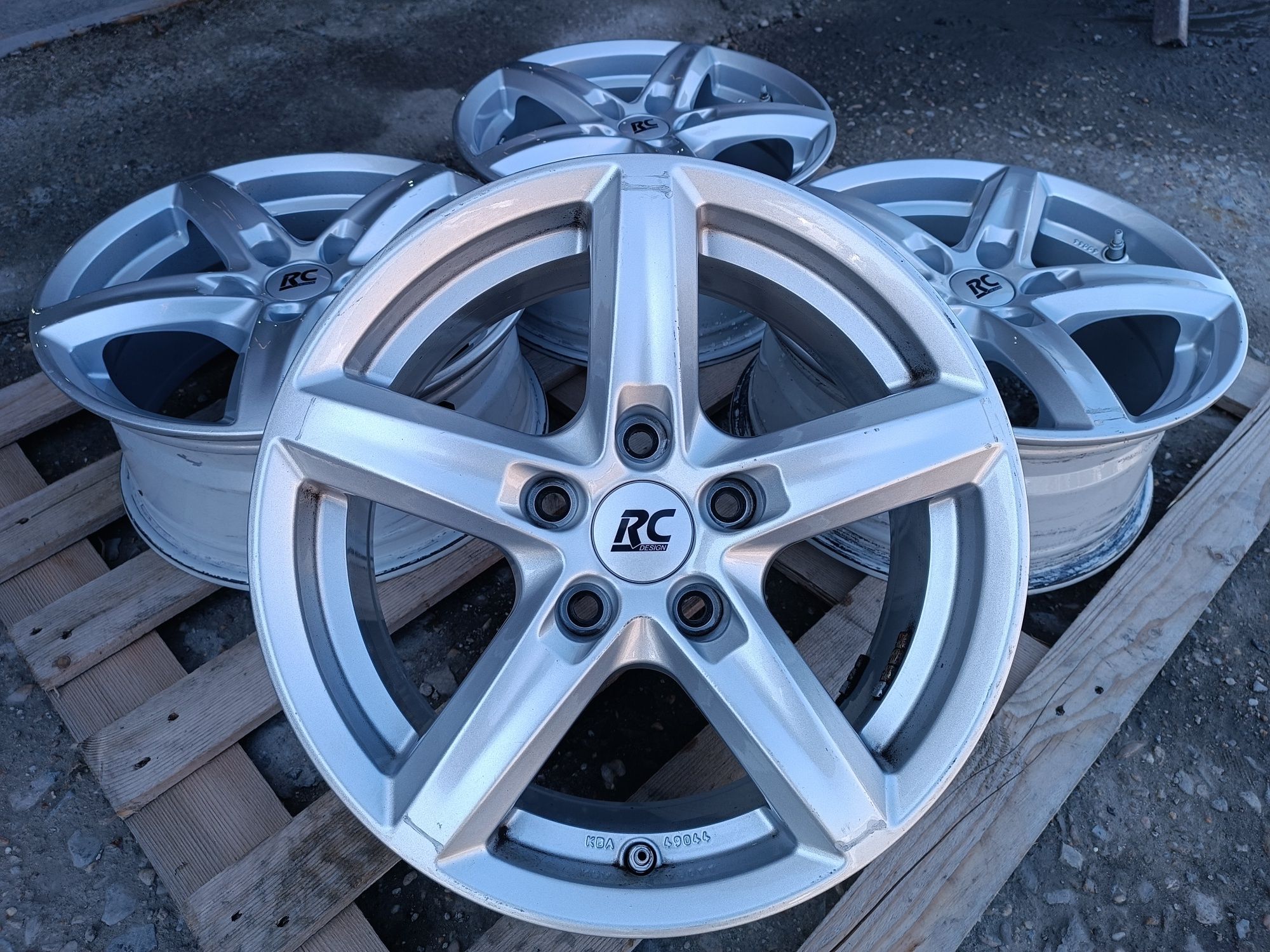 Лети джанти 16ки 5х114.3 Brock RC Design + TMPS