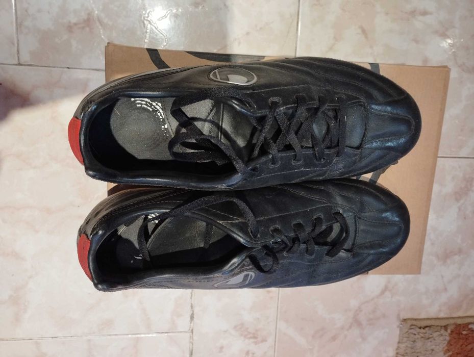 Калеври за футбол