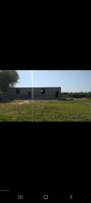 Tezda hovli sotiladi