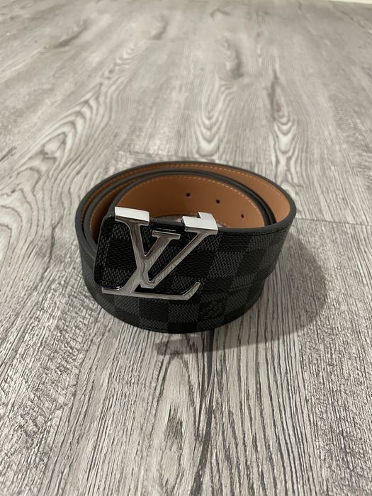 Curea Louis Vuitton Lv