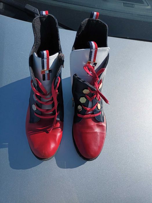 Дамски боти Tommy Hilfiger