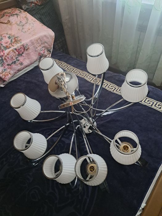 Люстра 8 рожковая