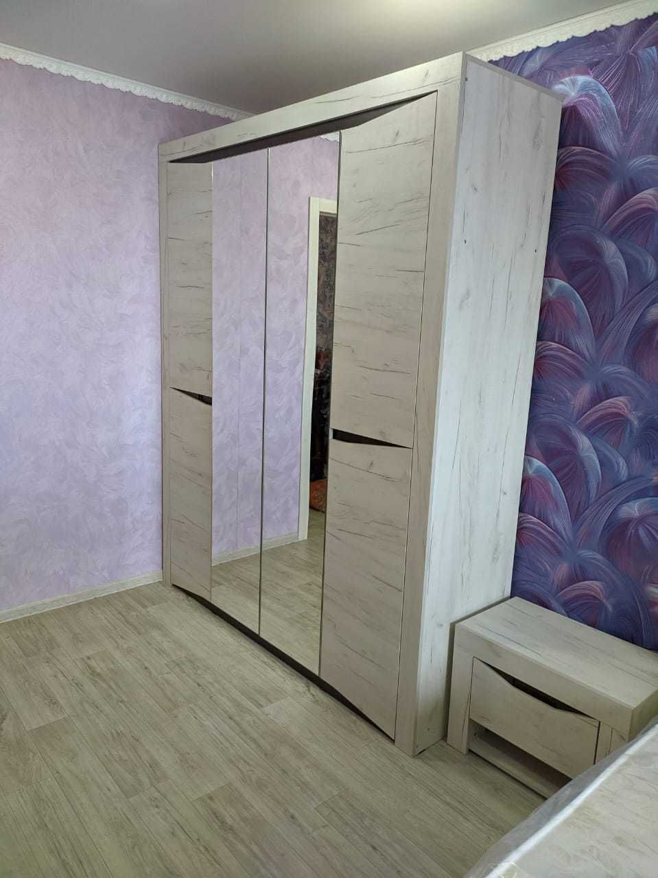 Новая спальня Паола, Россия