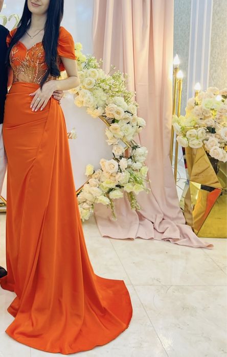 Продаю вечернее платье