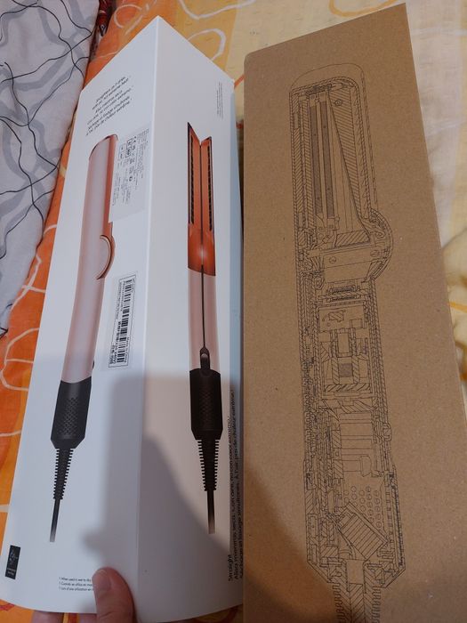 Преса-сешоар за коса Airstrait