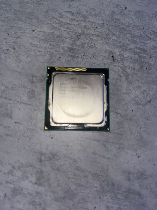 Vând piesele de la un pc