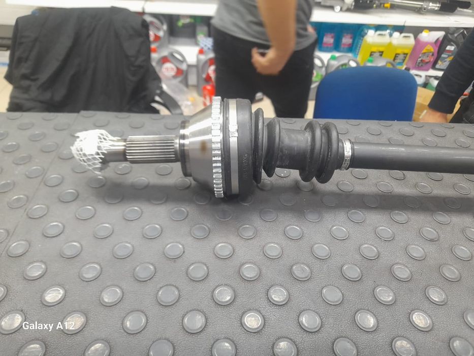 Продам срочно привод в сборе на Fiat Dukato