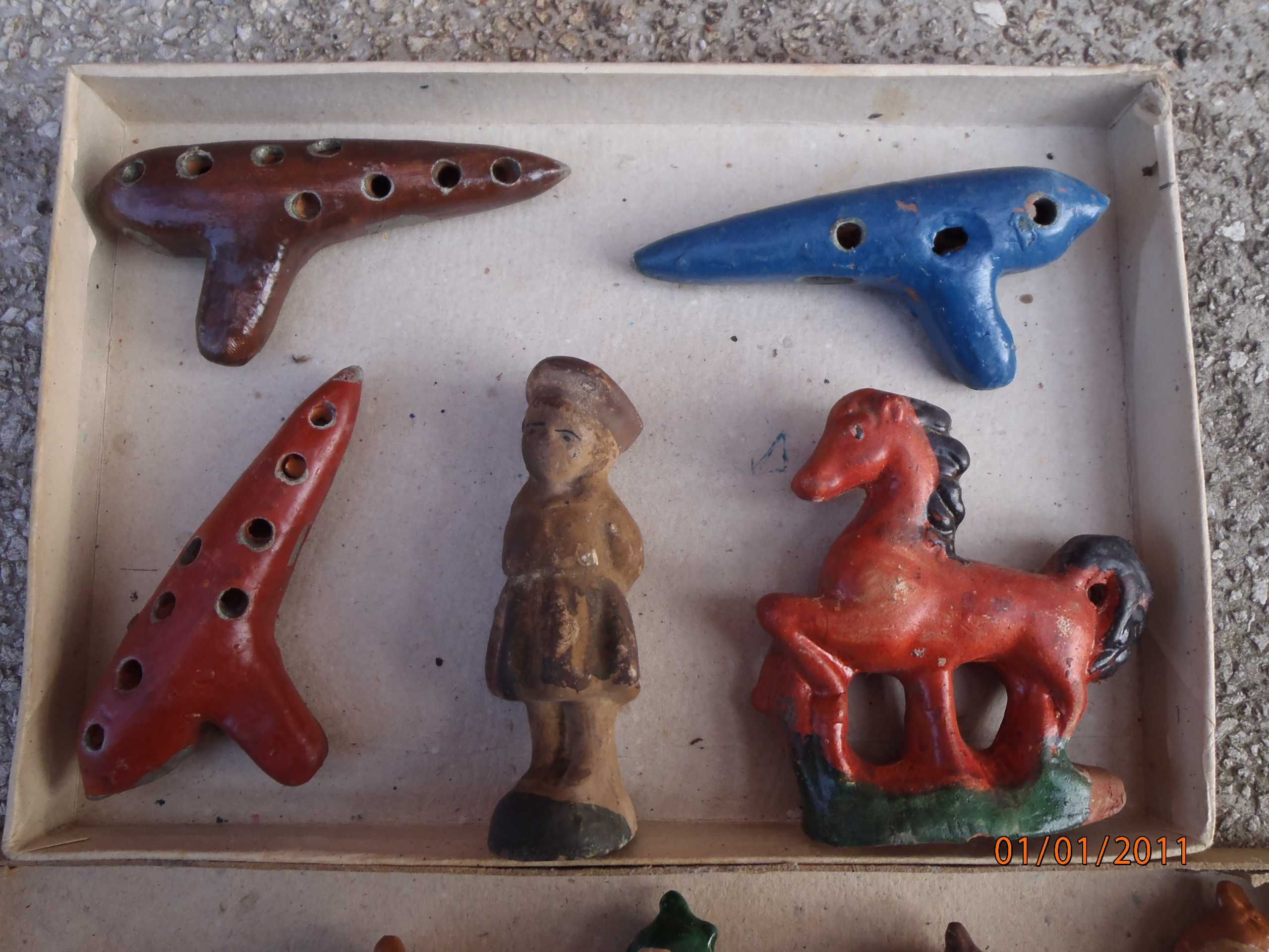 Ретро керамични фигури-окарини (свирки)- 20-те години 20 век.