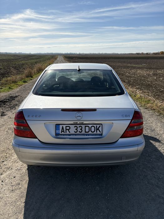 Mercedes e220 w211 2005